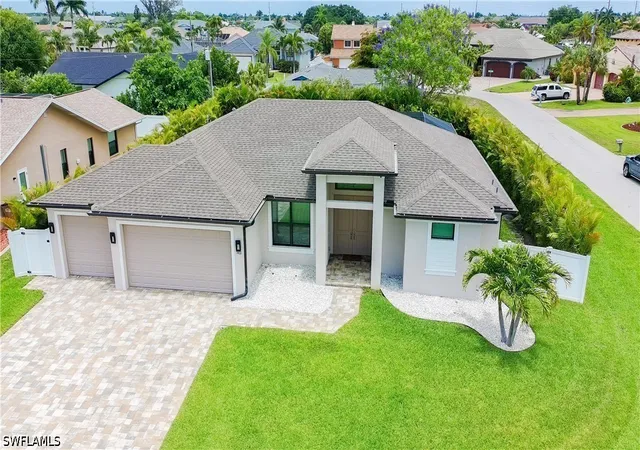 Homes for sale in Cape Coral, FL | 1401 Sw 49Th Ter, Cape Coral, FL 33914 | MLS# 226019022