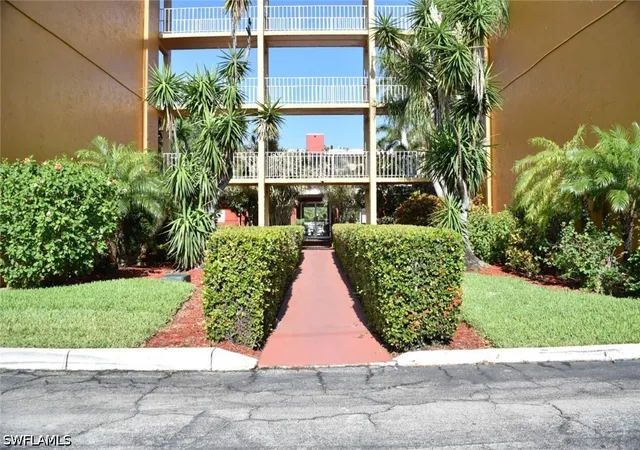 4th image of 2366 E Mall Dr #211, Fort Myers, FL 33901 | MLS# 226017511