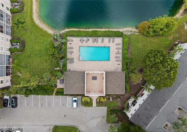 13th image of 3250 Cypress Glen Wy #423, Naples, FL 34109 | MLS# 226018937