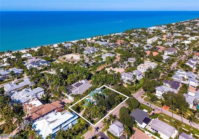 17th image of 180 7th Ave S, Naples, FL 34102 | MLS# 226019201