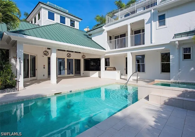 3rd image of 180 7Th Ave S, Naples, FL 34102 | MLS# 226019201