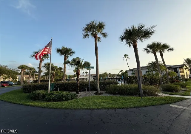 18th image of 14900 Summerlin Woods Dr #13, Fort Myers, FL 33919 | MLS# 2026021515