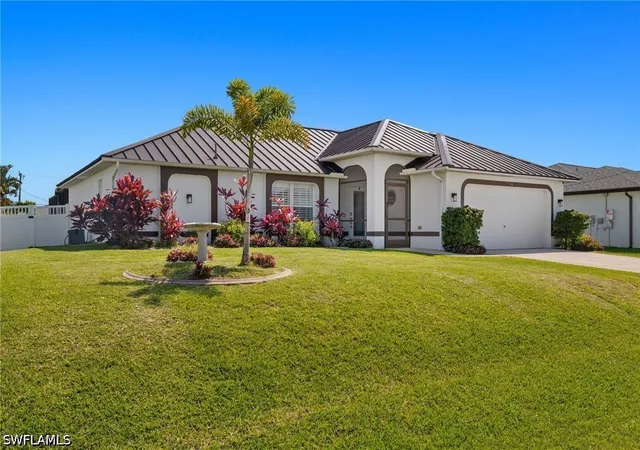 Homes for sale in Cape Coral, FL | 148 Sw 31St St, Cape Coral, FL 33914 | MLS# 226019199
