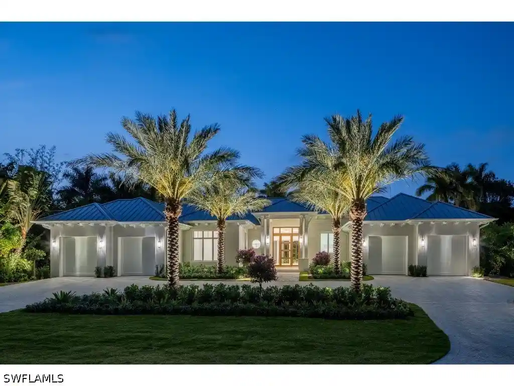 Photo 1 of Single family home for sale at 725 Pectin Rd, Naples, FL 34102 | MLS# 226019235 | Listing updated on 2026-10-30