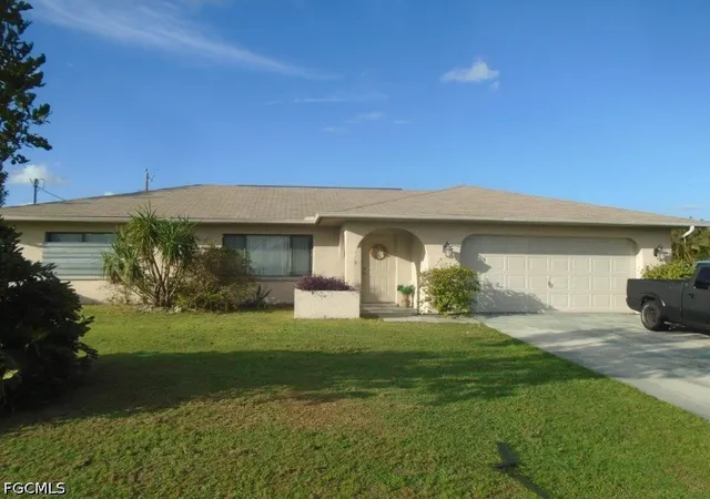 Photo 1 of Single family home for sale at 129 Sw Trafalgar Pkwy, Cape Coral, FL 33991 | MLS# 2026021658 | Listing updated on 2026-07-13