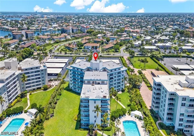 2nd image of 220 Seaview Ct, Marco Island, FL 34145