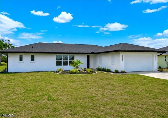 3rd image of 3745 Se 6Th Ave, Cape Coral, FL 33904 | MLS# 2026021681