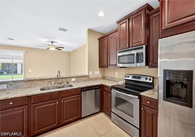 5th image of 3806 Clearbrook Ln, Fort Myers, FL 33966 | MLS# 226019178
