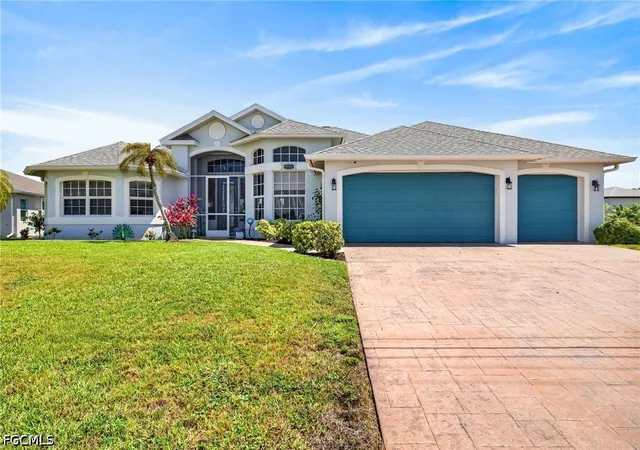 2nd image of 2334 Sw Trafalgar Pkwy, Cape Coral, FL 33991 | MLS# 2026021732