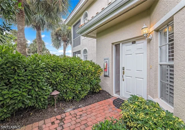 2nd image of 8471 Abbington Cir #1111, Naples, FL 34108 | MLS# 226019119