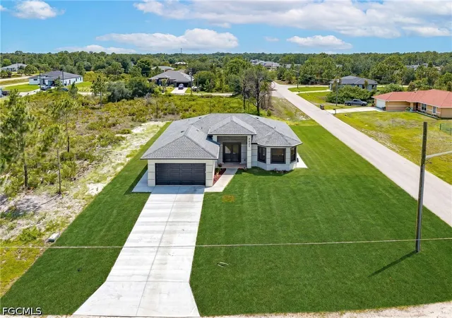 Photo 4 of Single family home for sale at 4631 Ida Ave N, Lehigh Acres, FL 33971 | MLS# 2026021737 | Listing updated on 2026-09-29