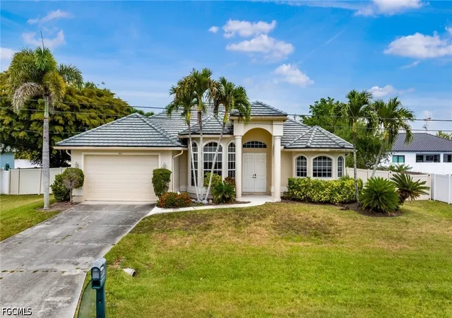 Photo 3 of Single family home for sale at 4011 SW 16th Place, Cape Coral, FL 33914 | MLS# 2026021815 | Listing updated on 2026-05-22