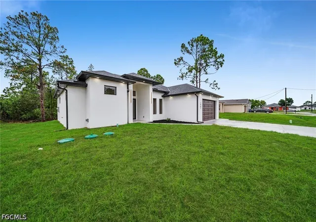 4th image of 1901 Cedar Ave, Lehigh Acres, FL 33971 | MLS# 2026021900