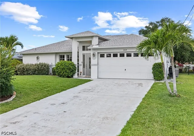 Homes for sale in Cape Coral, FL | 3824 Sw 10th Pl, Cape Coral, FL 33914 | MLS# 2026021934