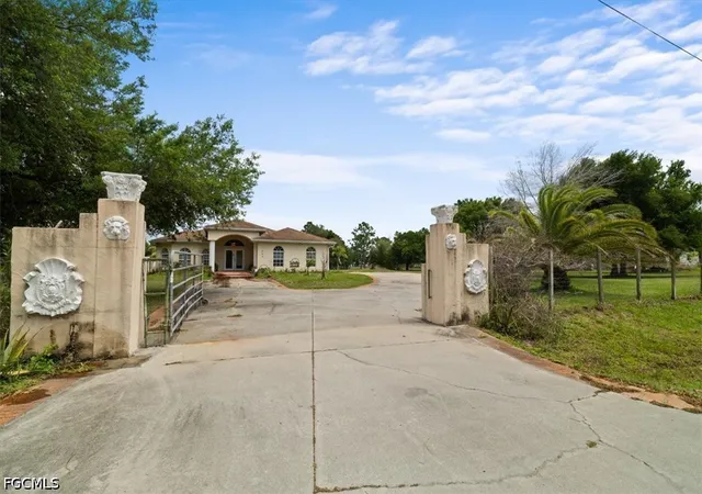 2nd image of 545 N Isora St, Clewiston, FL 33440 | MLS# 2026022024