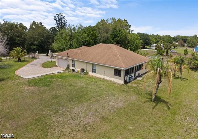 4th image of 545 N Isora St, Clewiston, FL 33440 | MLS# 2026022024