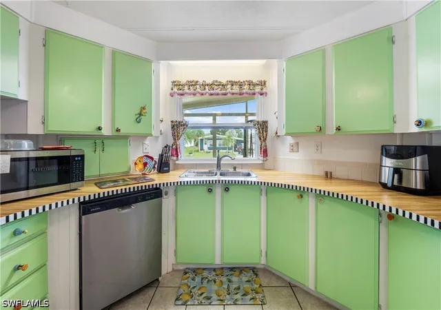 5th image of 280 Grassy Key Ln, Naples, FL 34114 | MLS# 226019508