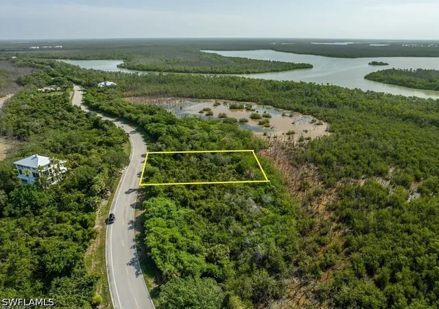 3rd image of 822 Whiskey Creek Dr, Marco Island, FL 34145 | MLS# 226019605