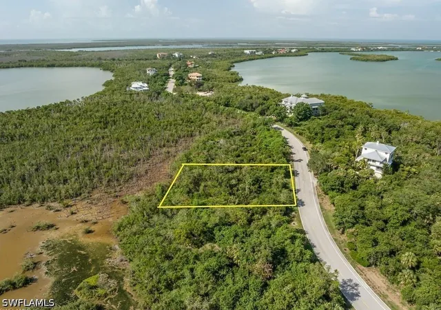 4th image of 822 Whiskey Creek Dr, Marco Island, FL 34145 | MLS# 226019605