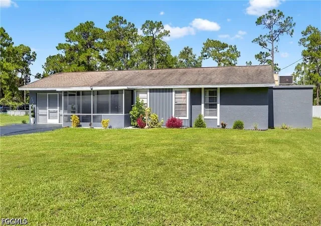 Photo 2 of Single family home for sale at 713 Canton Ave, Lehigh Acres, FL 33972 | MLS# 2026022020 | Listing updated on 2026-05-15
