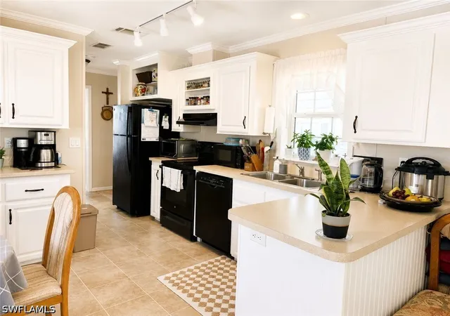 Photo 4 of Manufactured home for sale at 25 Bass Ln #25, Naples, FL 34114 | MLS# 226019329 | Listing updated on 2026-05-21