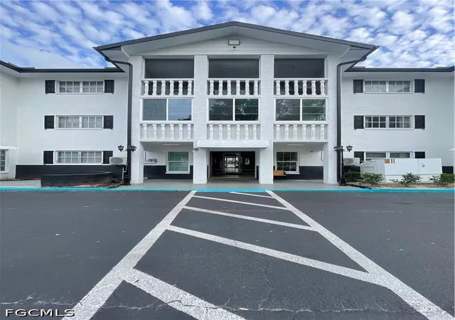 Homes for sale in Fort Myers, FL | 3704 Broadway, Fort Myers, FL 33901