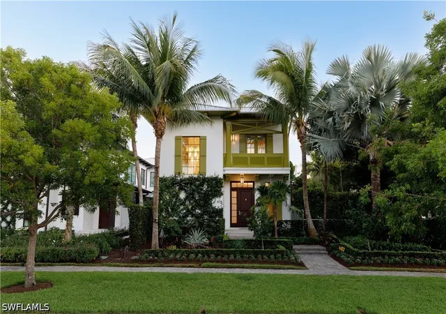 1st image of 912 9th Ave S, Naples, FL 34102 | MLS# 226014208
