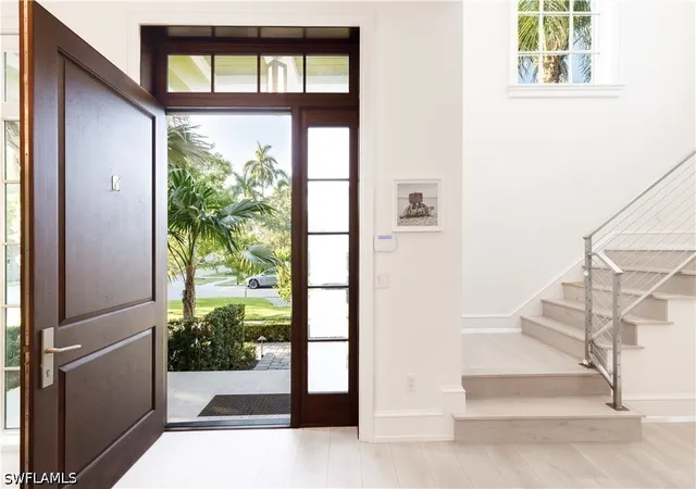 4th image of 912 9Th Ave S, Naples, FL 34102 | MLS# 226014208