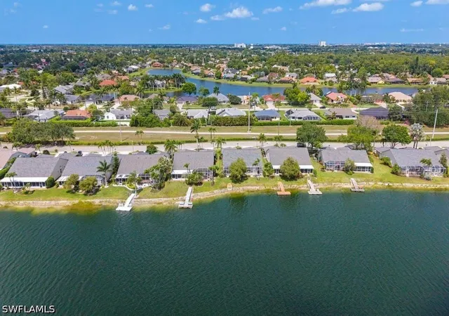 Photo 4 of Sale Pending at 2960 W Crown Pointe Blvd, Naples, FL 34112 | MLS# 226019729 | Listing updated on 2026-05-30