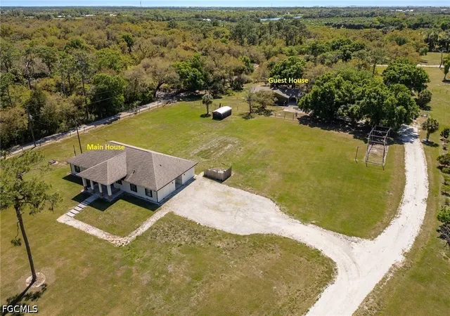 Photo 2 of Single family home for sale at 5535 County Rd 78, La Belle, FL 33935 | MLS# 2026022111 | Listing updated on 2026-06-30