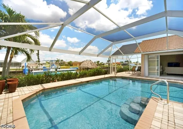 4th image of 4009 Sw 25Th Ct, Cape Coral, FL 33914 | MLS# 2026022116