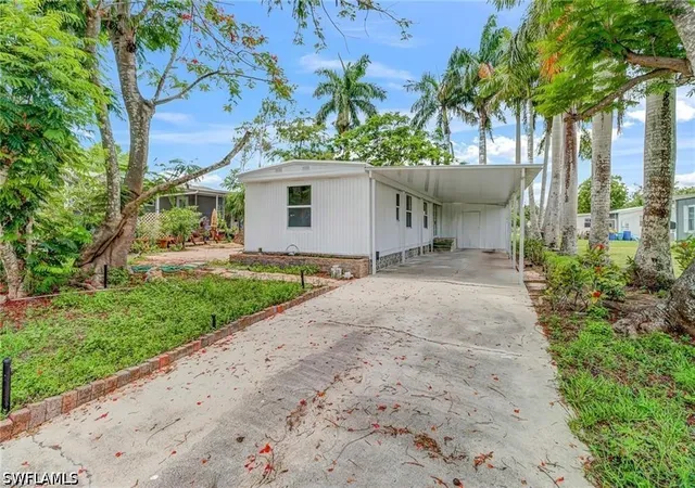 1st image of 120 Grassy Key Ln #38, Naples, FL 34114 | MLS# 226019770