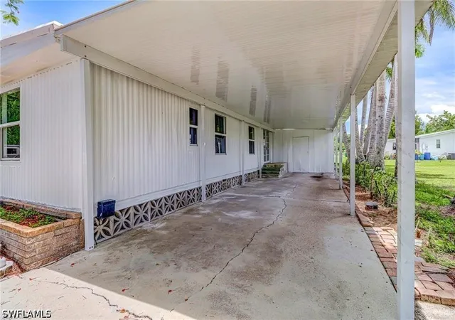 3rd image of 120 Grassy Key Ln #38, Naples, FL 34114 | MLS# 226019770