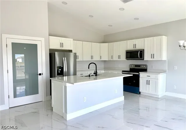 3rd image of 127 Carousel Ave, Labelle, FL 33935 | MLS# 2026022134