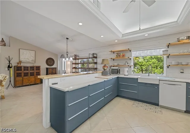 Photo 3 of Single family home for sale at 485 Peachtree Rd, Sanibel, FL 33957 | MLS# 2026022152 | Listing updated on 2026-07-22