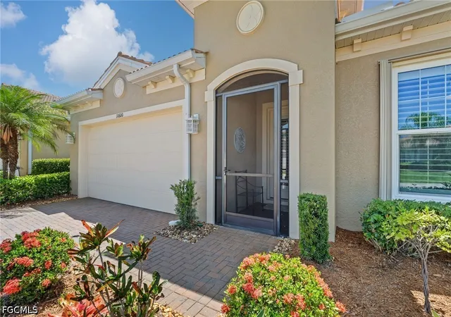 4th image of 10600 Carena Cir, Fort Myers, FL 33913 | MLS# 2026022160