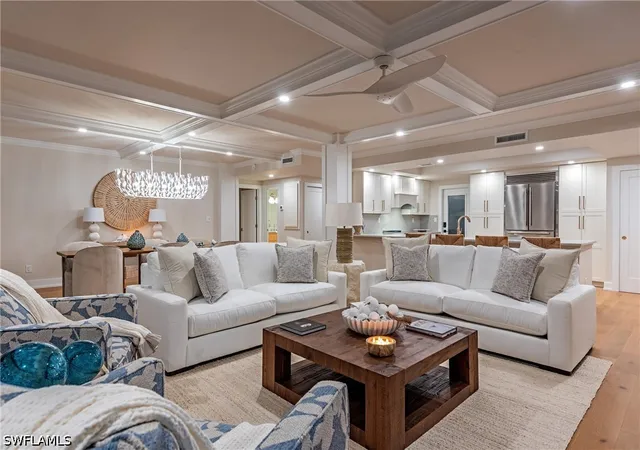 4th image of 400 Park Shore Dr #304, Naples, FL 34103 | MLS# 226019805