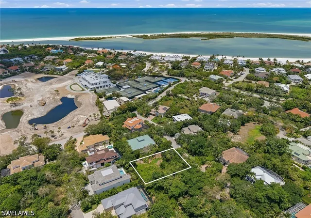 2nd image of 375 Gumbo Limbo Ln, Marco Island, FL 34145 | MLS# 226019762