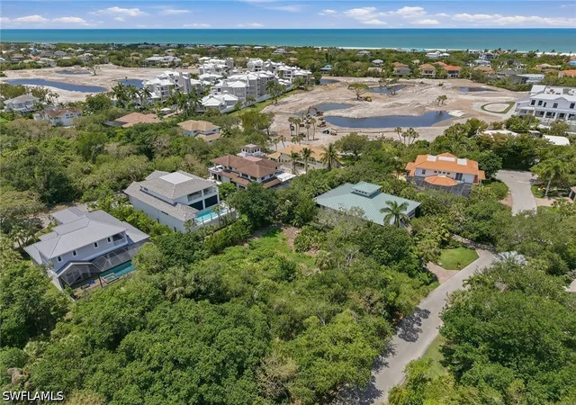 5th image of 375 Gumbo Limbo Ln, Marco Island, FL 34145 | MLS# 226019762