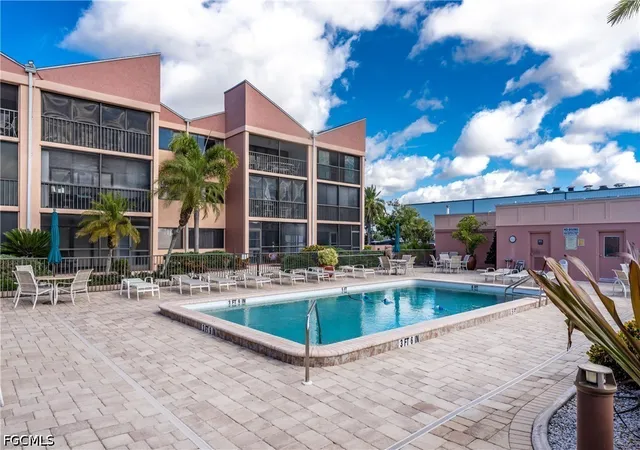 4th image of 3170 Matecumbe Key Rd, Punta Gorda, FL 33955