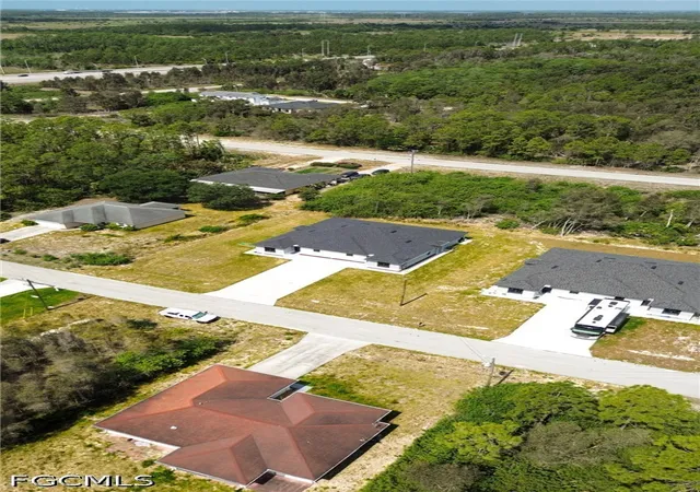 Listing Photo 5 - Condo for sale in building located at 1012-1014 Habershan Ave, Lehigh Acres, FL 33974