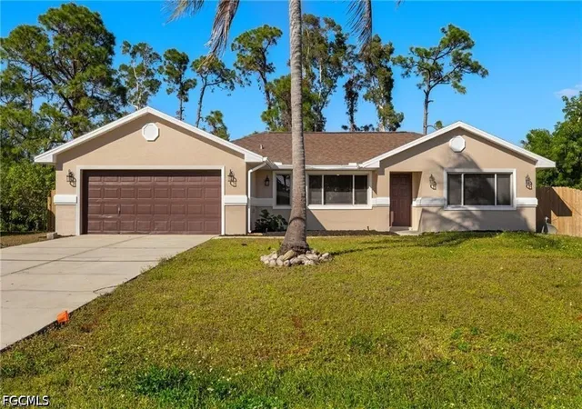 Photo 1 of Single family home for sale at 8093 Caloosa Rd, Fort Myers, FL 33967 | MLS# 2026022197 | Listing updated on 2026-06-23