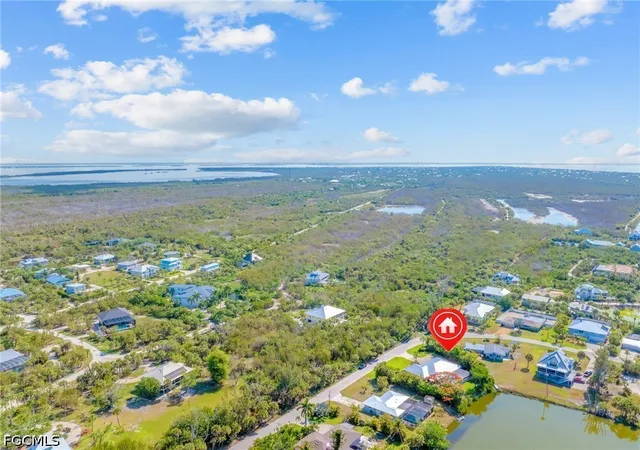 Photo 3 of Single family home for sale at 283 Palm Lake Dr, Sanibel, FL 33957 | MLS# 2026022203 | Listing updated on 2026-09-28
