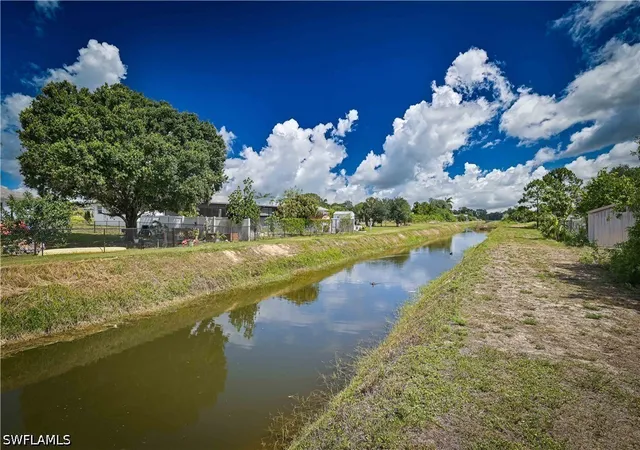 36th image of 917 Albert Ave, Lehigh Acres, FL 33971 | MLS# 226018826