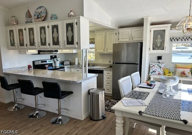 Photo 3 of Manufactured home for sale at 19681 Summerlin Rd #404, Fort Myers, FL 33908 | MLS# 2026022255 | Listing updated on 2026-05-18