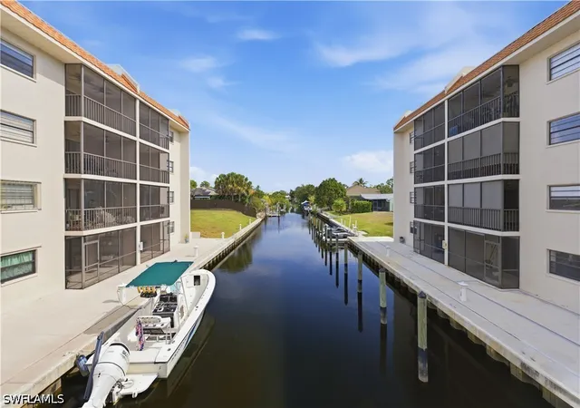 Listing Photo 1 - Condo for sale in building located at 9395 Pennsylvania Ave, Bonita Springs, FL 34135 - Unit #6