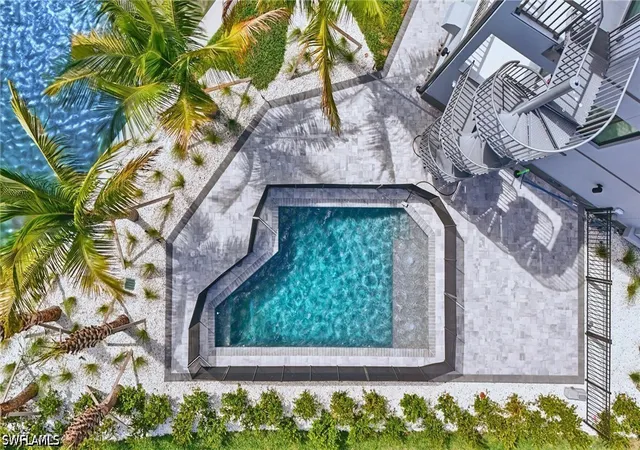 3rd image of 855 Lagoon St, Fort Myers Beach, FL 33931