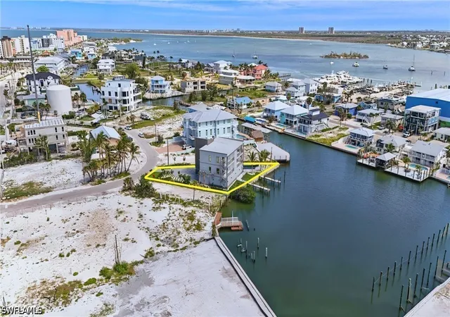 3rd image of 855 Lagoon St #4, Fort Myers Beach, FL 33931 | MLS# 226019599