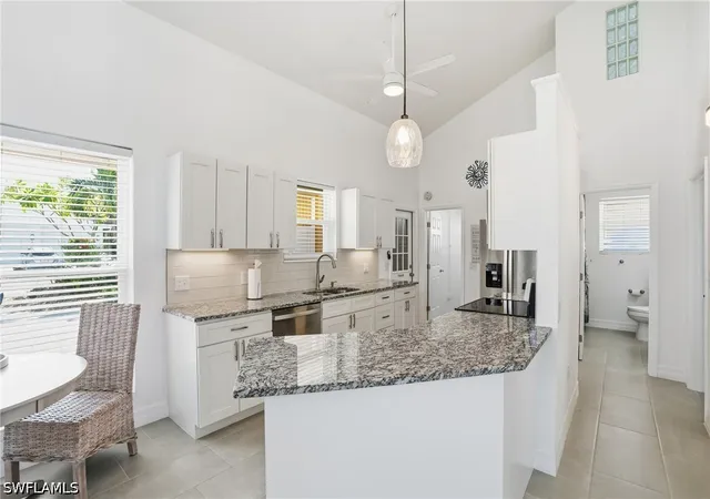 4th image of 421 Connecticut St, Fort Myers Beach, FL 33931 | MLS# 226019645