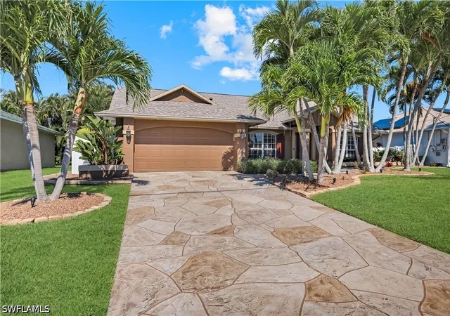 Homes for sale in Cape Coral, FL | 4312 Sw 25th Pl, Cape Coral, FL 33914 | MLS# 226019883